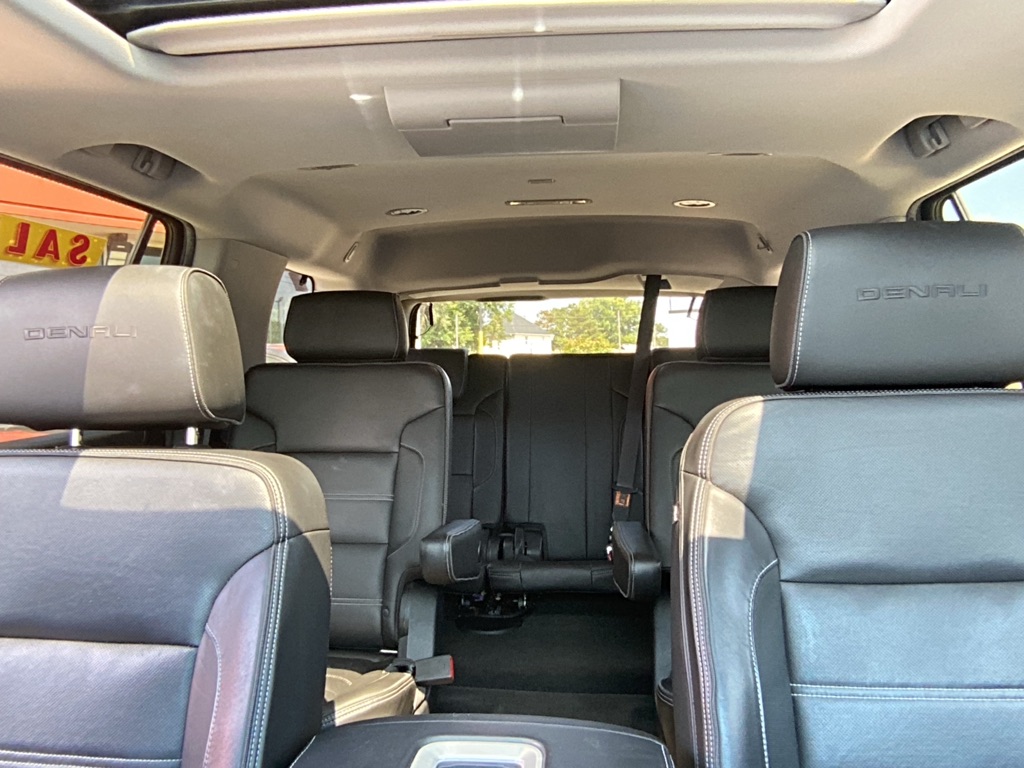 Photo 20 of this GMC YUKON