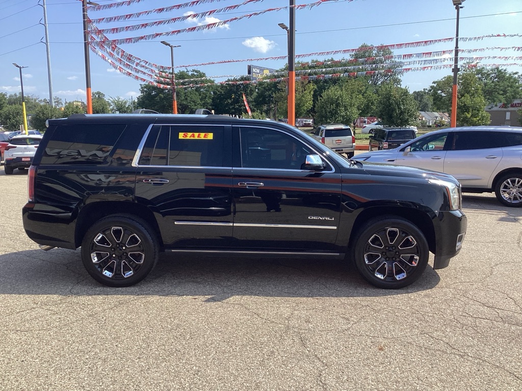 Photo 6 of this GMC YUKON