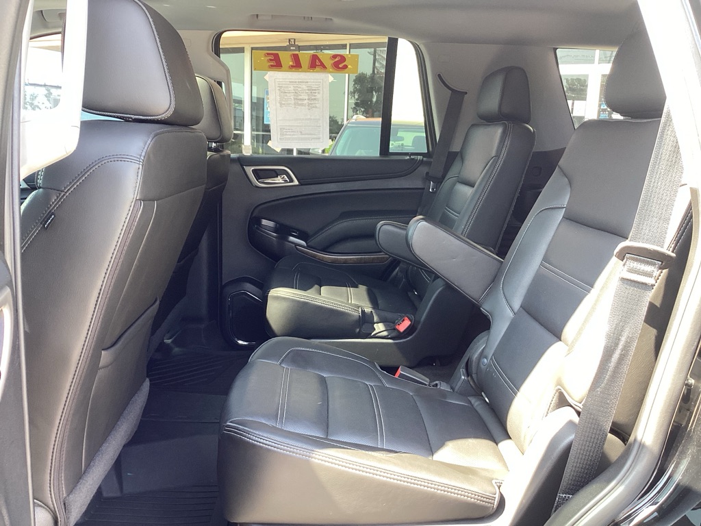 Photo 13 of this GMC YUKON