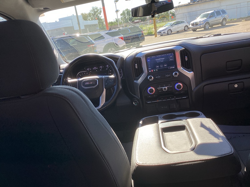 Photo 15 of this GMC SIERRA 1500