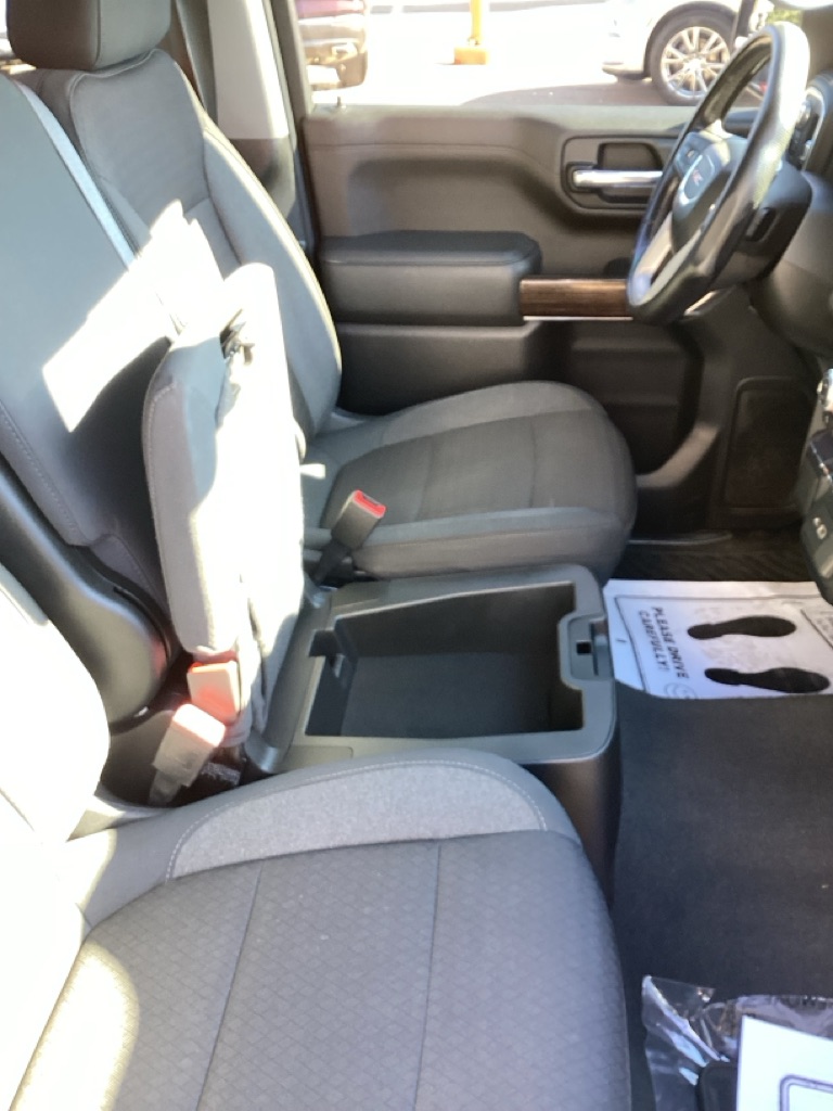 Photo 18 of this GMC SIERRA 1500