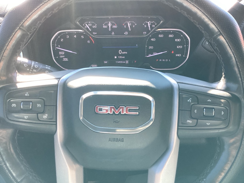 Photo 22 of this GMC SIERRA 1500
