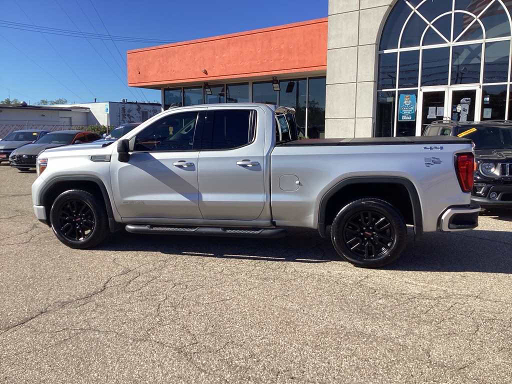 Photo 9 of this GMC SIERRA 1500