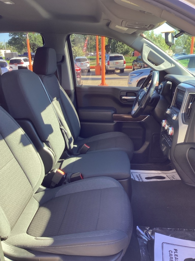 Photo 17 of this GMC SIERRA 1500