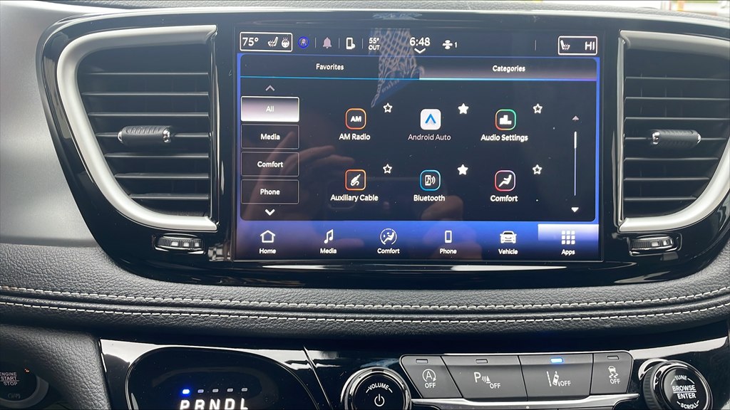Photo 23 of this CHRYSLER PACIFICA