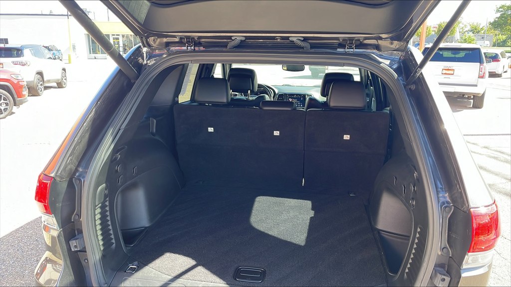 Photo 29 of this JEEP GRAND CHEROKEE