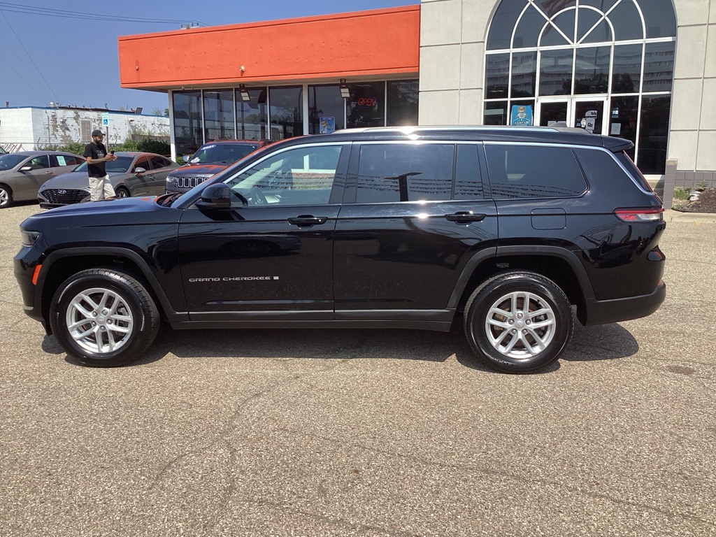 Photo 10 of this JEEP GRAND CHEROKEE