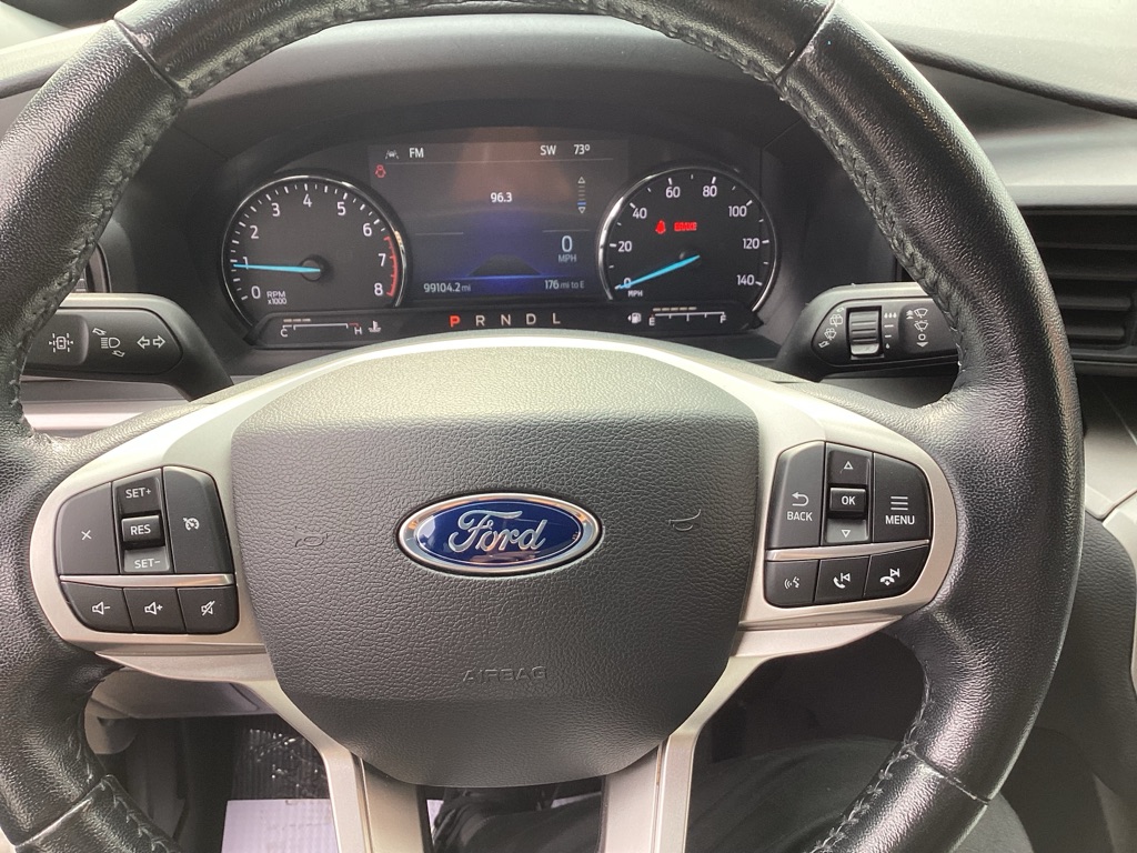 Photo 20 of this FORD EXPLORER