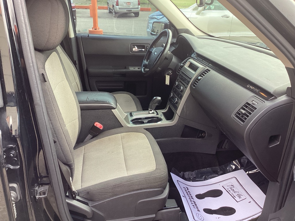 Photo 16 of this FORD FLEX