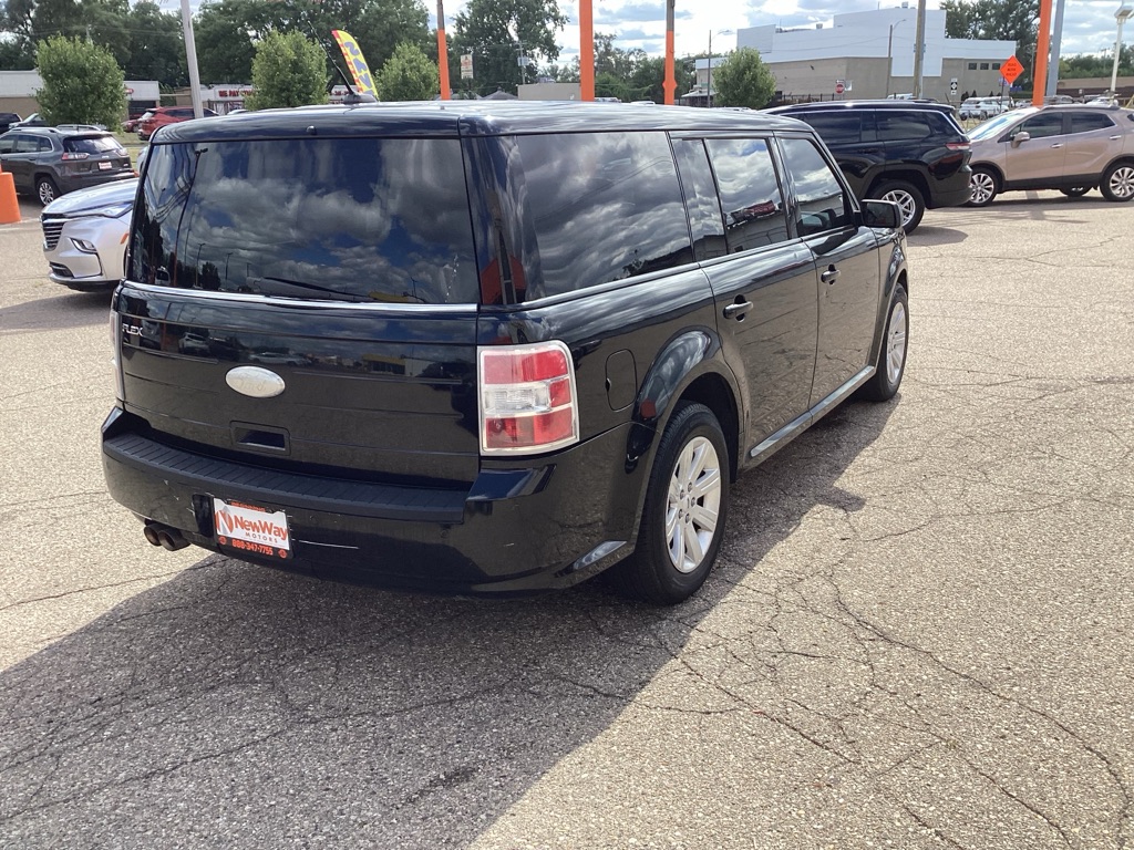 Photo 7 of this FORD FLEX