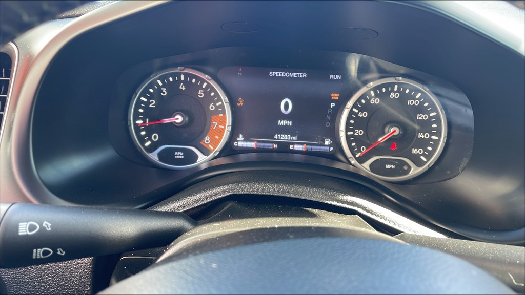 Photo 11 of this JEEP RENEGADE