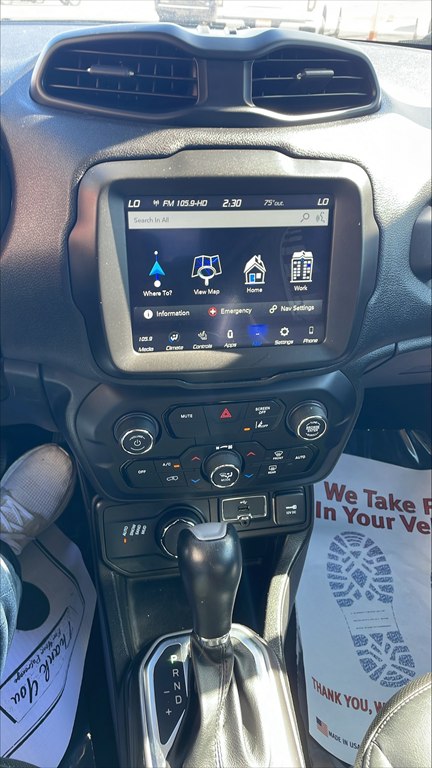 Photo 15 of this JEEP RENEGADE