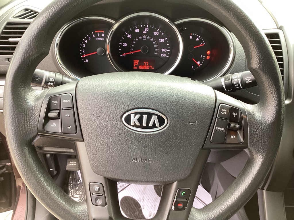 Photo 17 of this KIA SORENTO