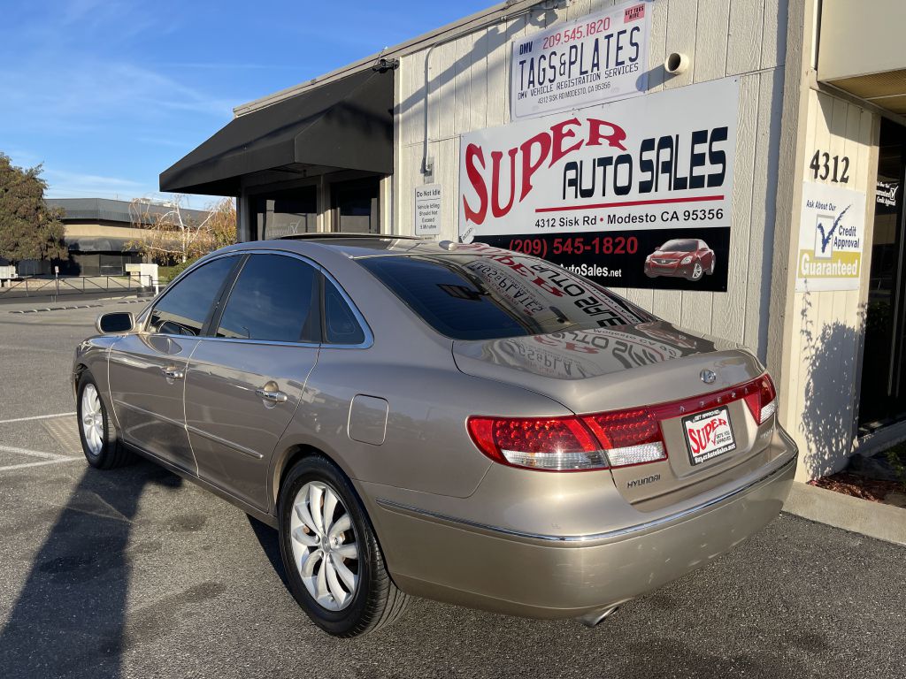 Photo 15 of this HYUNDAI AZERA