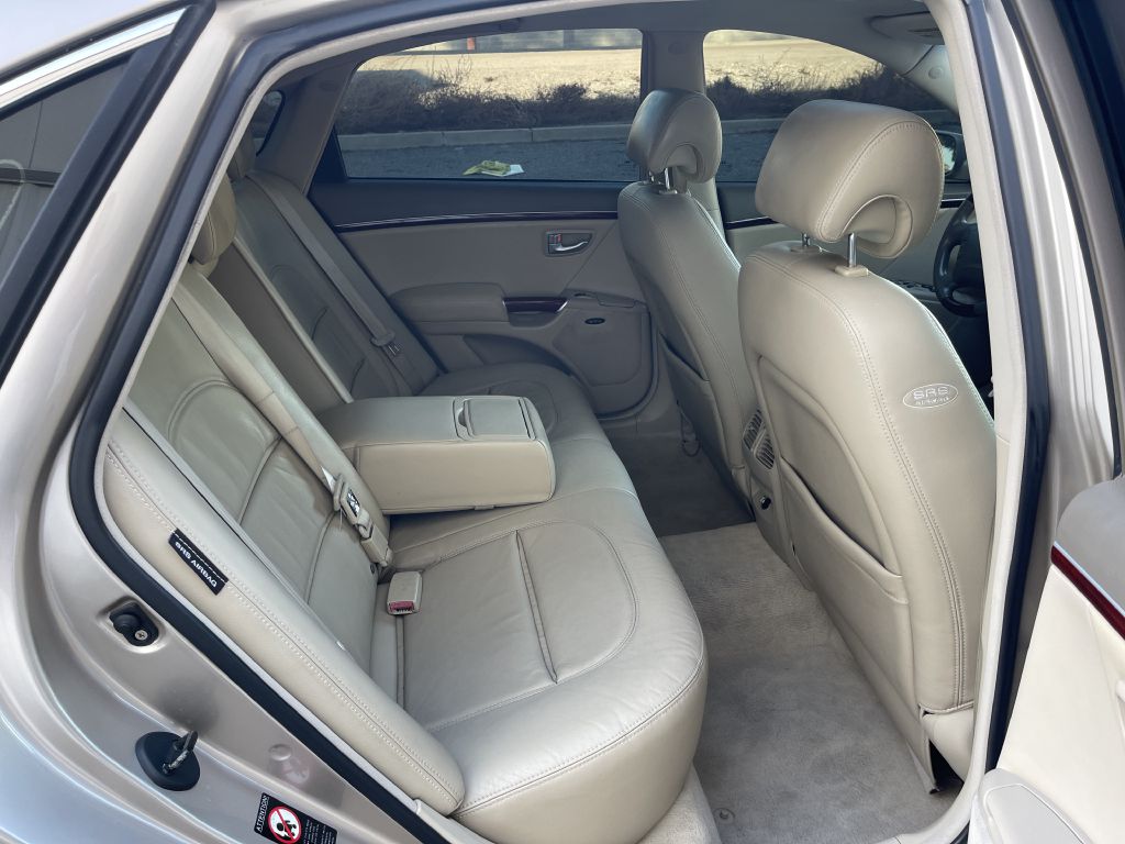Photo 20 of this HYUNDAI AZERA