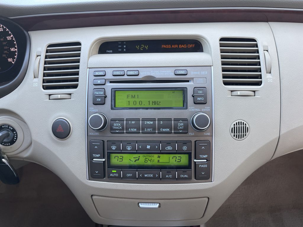 Photo 28 of this HYUNDAI AZERA