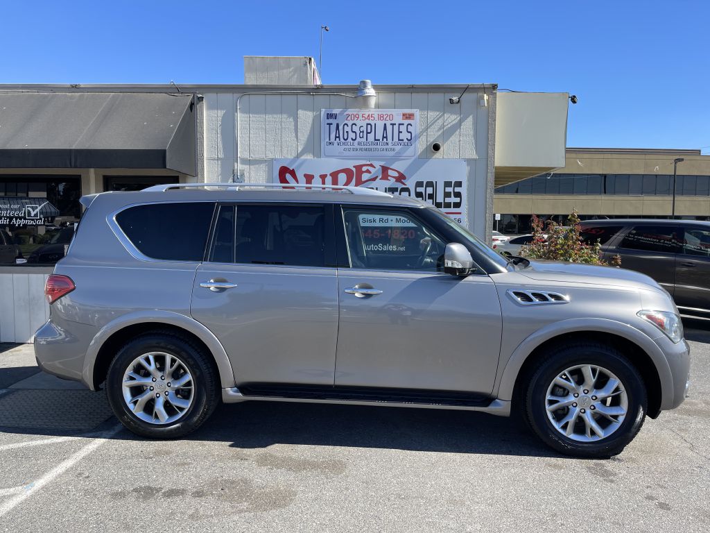 Photo 7 of this INFINITI QX56