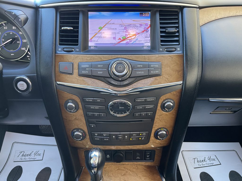 Photo 31 of this INFINITI QX56