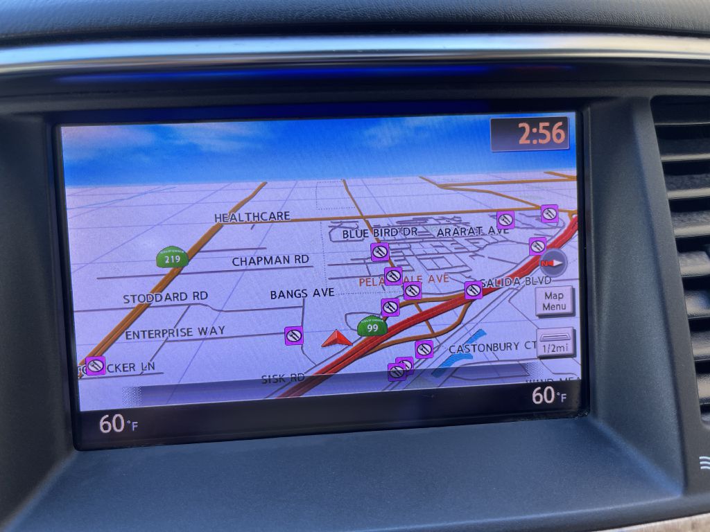 Photo 34 of this INFINITI QX56