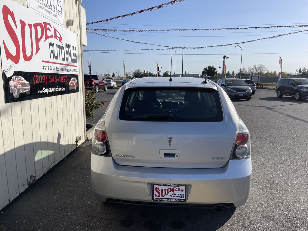 Photo 6 of this PONTIAC VIBE