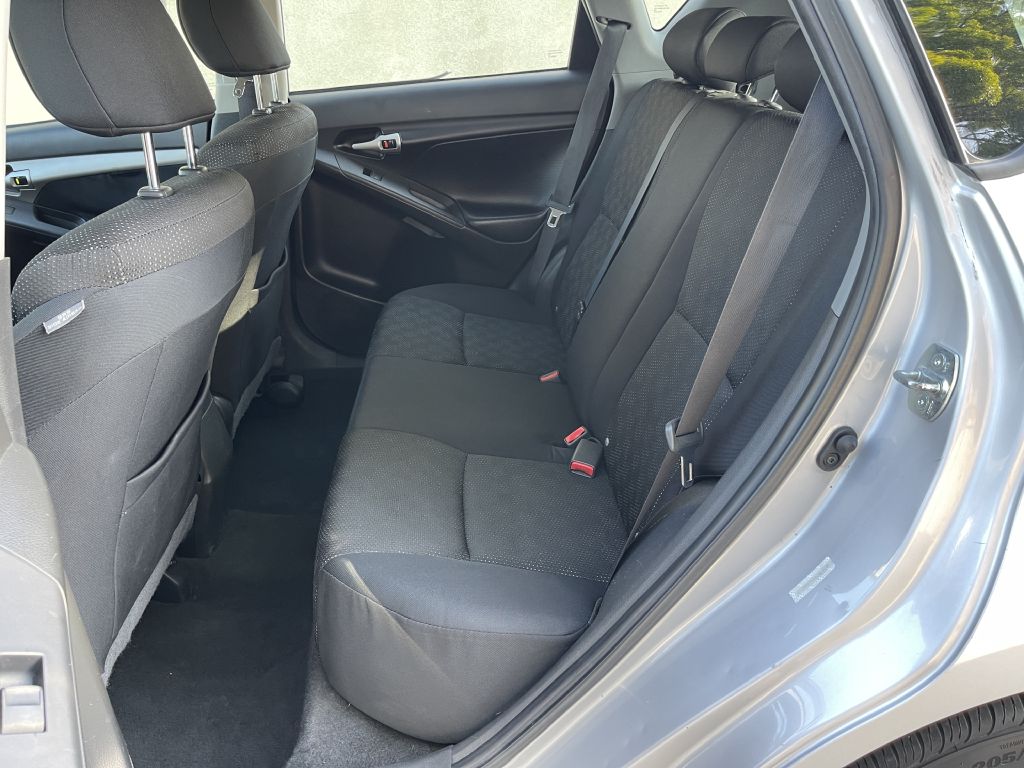 Photo 15 of this PONTIAC VIBE