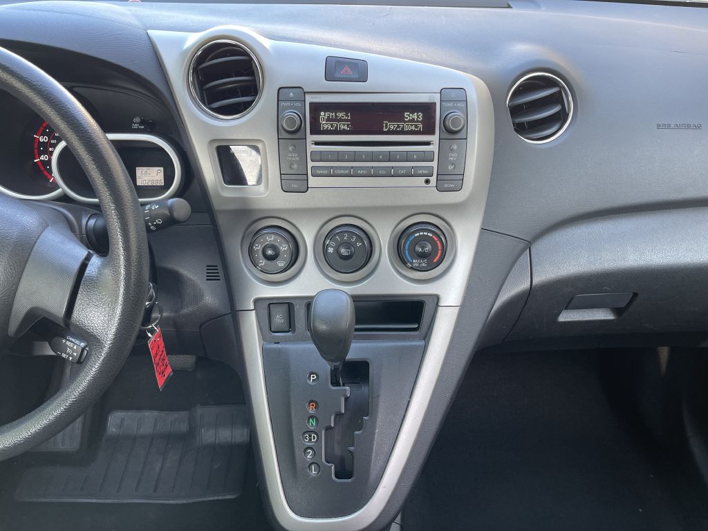 Photo 22 of this PONTIAC VIBE