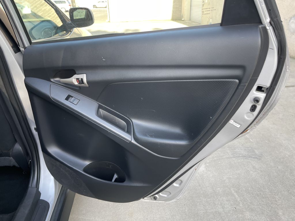 Photo 25 of this PONTIAC VIBE