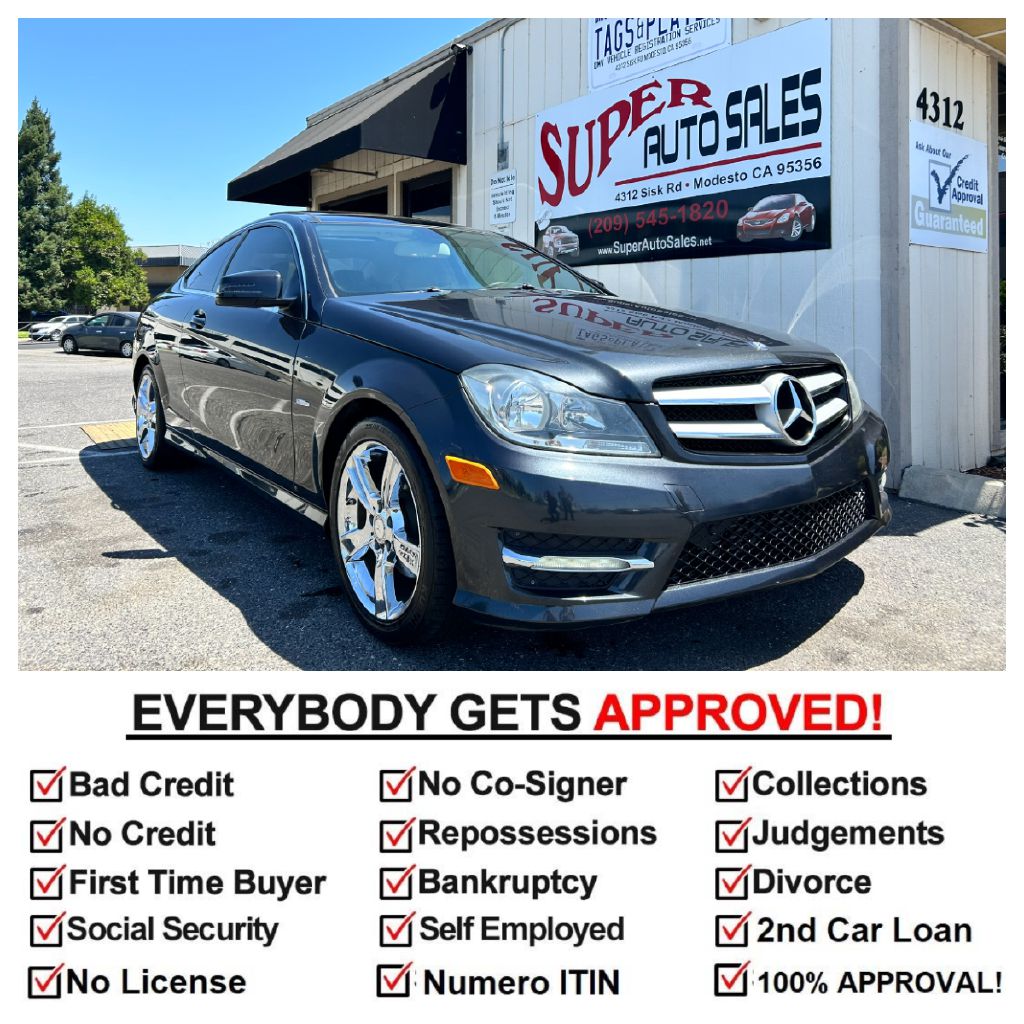 Photo 5 of this MERCEDES-BENZ C-CLASS