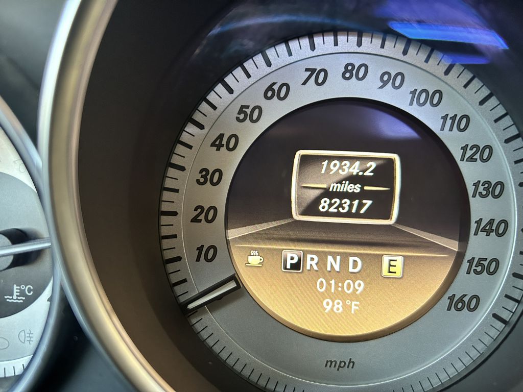 Photo 56 of this MERCEDES-BENZ C-CLASS