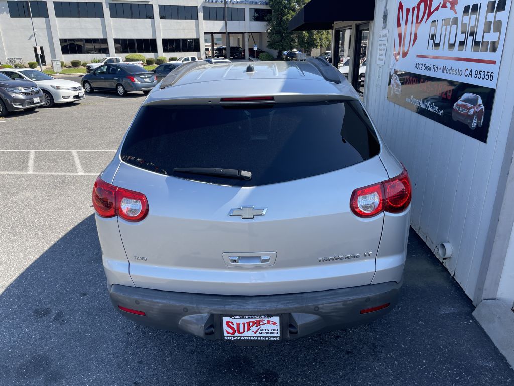 Photo 12 of this CHEVROLET TRAVERSE