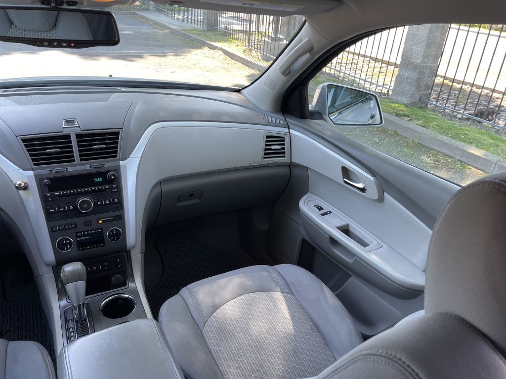 Photo 22 of this CHEVROLET TRAVERSE