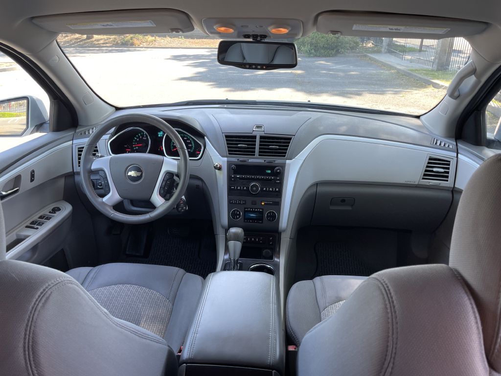 Photo 23 of this CHEVROLET TRAVERSE