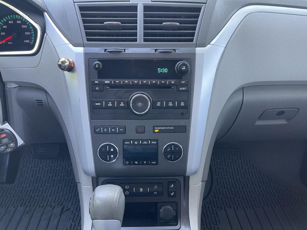 Photo 24 of this CHEVROLET TRAVERSE