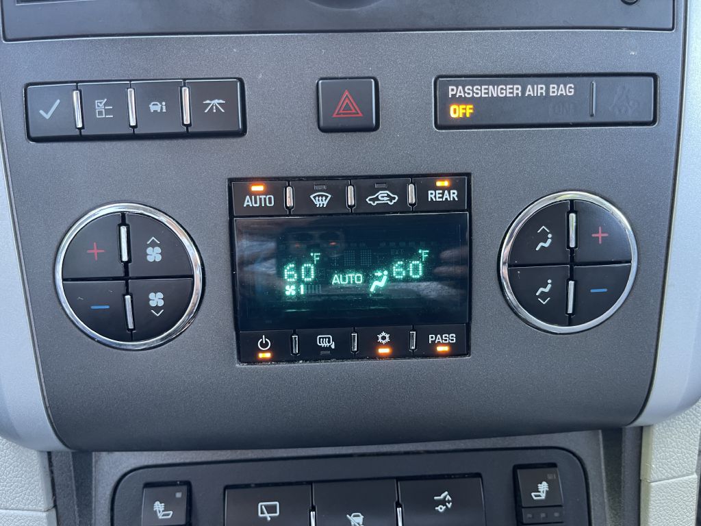 Photo 27 of this CHEVROLET TRAVERSE