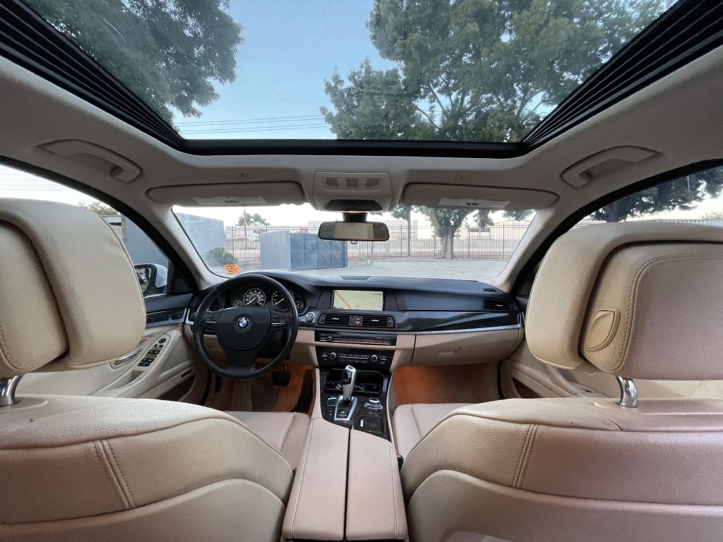 Photo 28 of this BMW 528