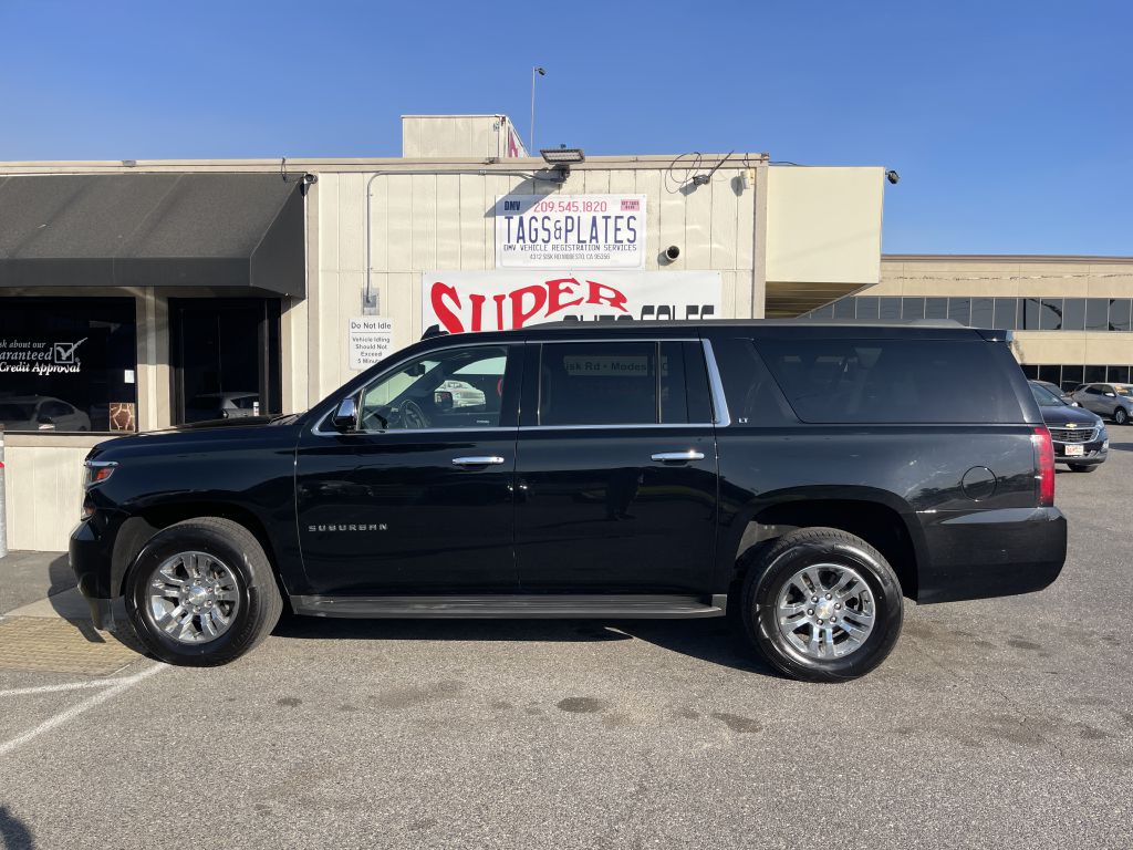 Photo 14 of this CHEVROLET SUBURBAN
