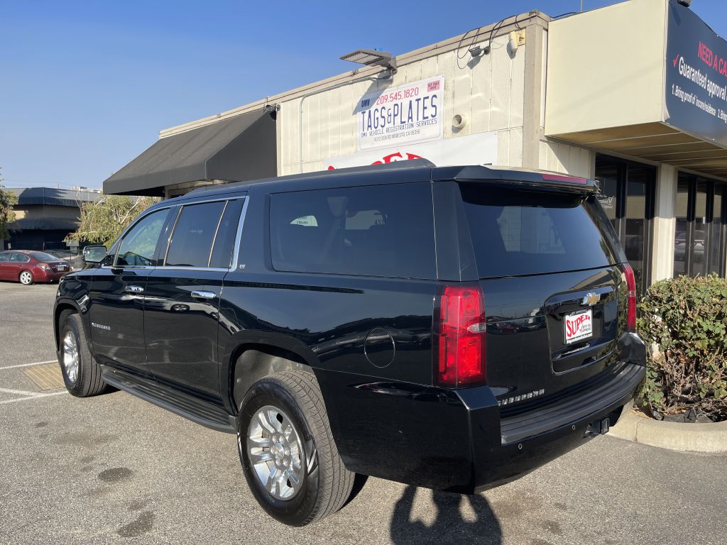 Photo 15 of this CHEVROLET SUBURBAN