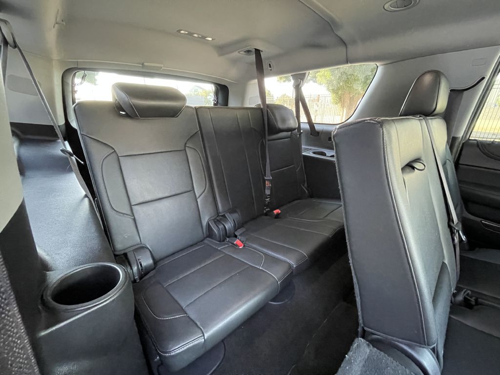 Photo 22 of this CHEVROLET SUBURBAN