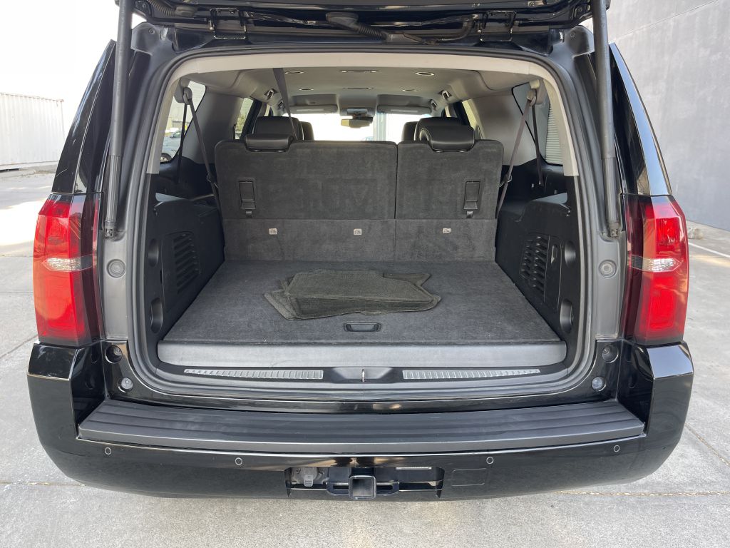 Photo 43 of this CHEVROLET SUBURBAN