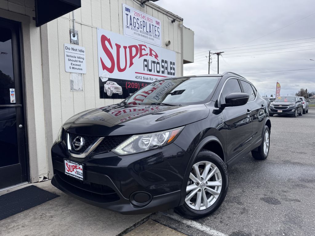Photo 11 of this NISSAN ROGUE SPORT