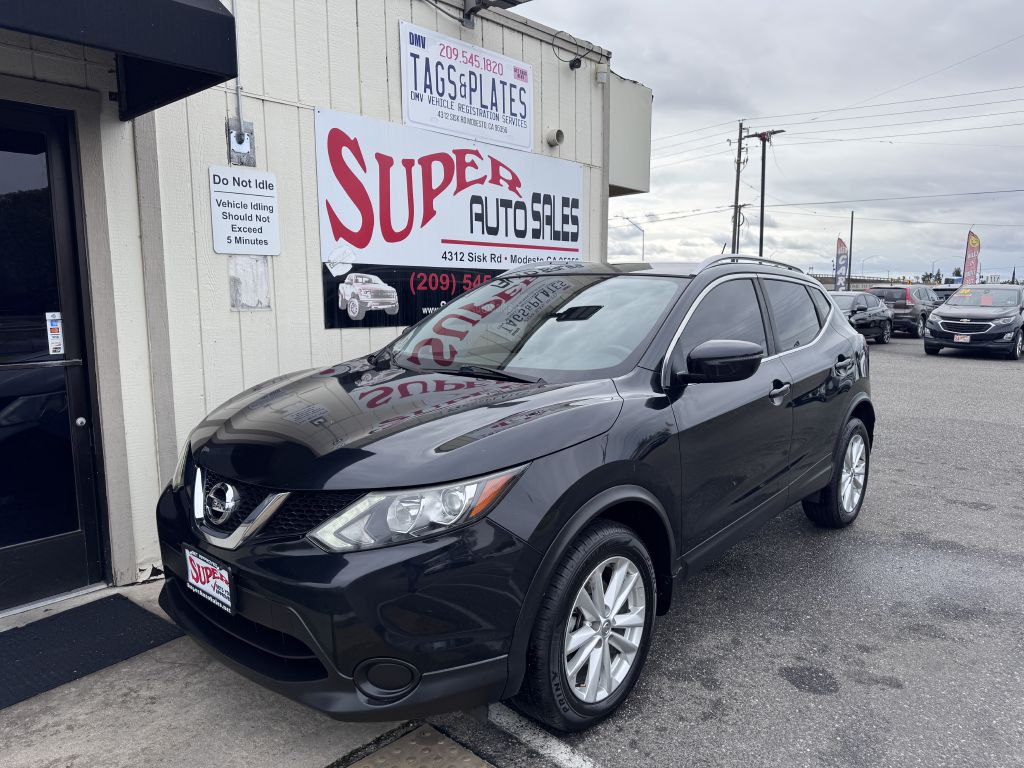 Photo 13 of this NISSAN ROGUE SPORT