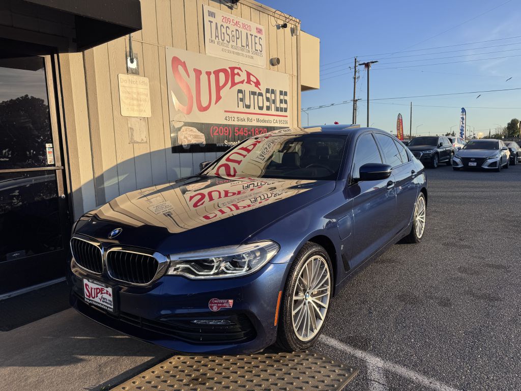 Photo 12 of this BMW 530E