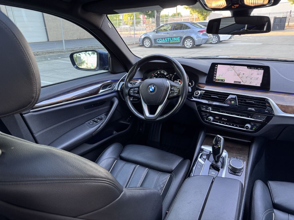 Photo 24 of this BMW 530E