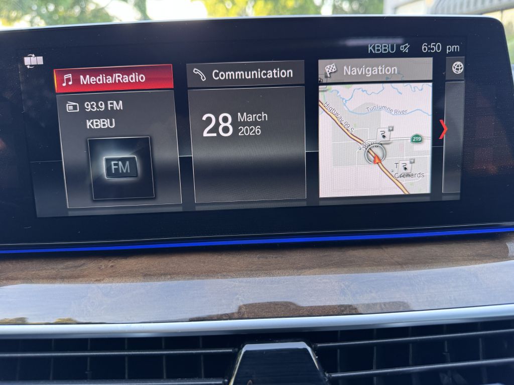 Photo 37 of this BMW 530E