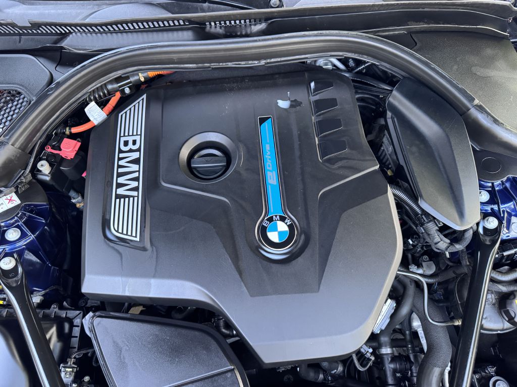 Photo 48 of this BMW 530E