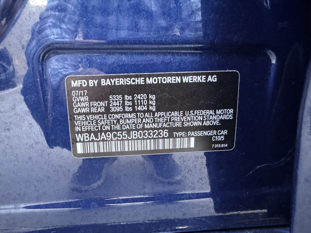 Photo 54 of this BMW 530E