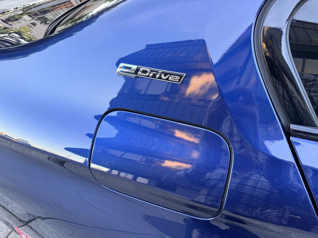 Photo 57 of this BMW 530E