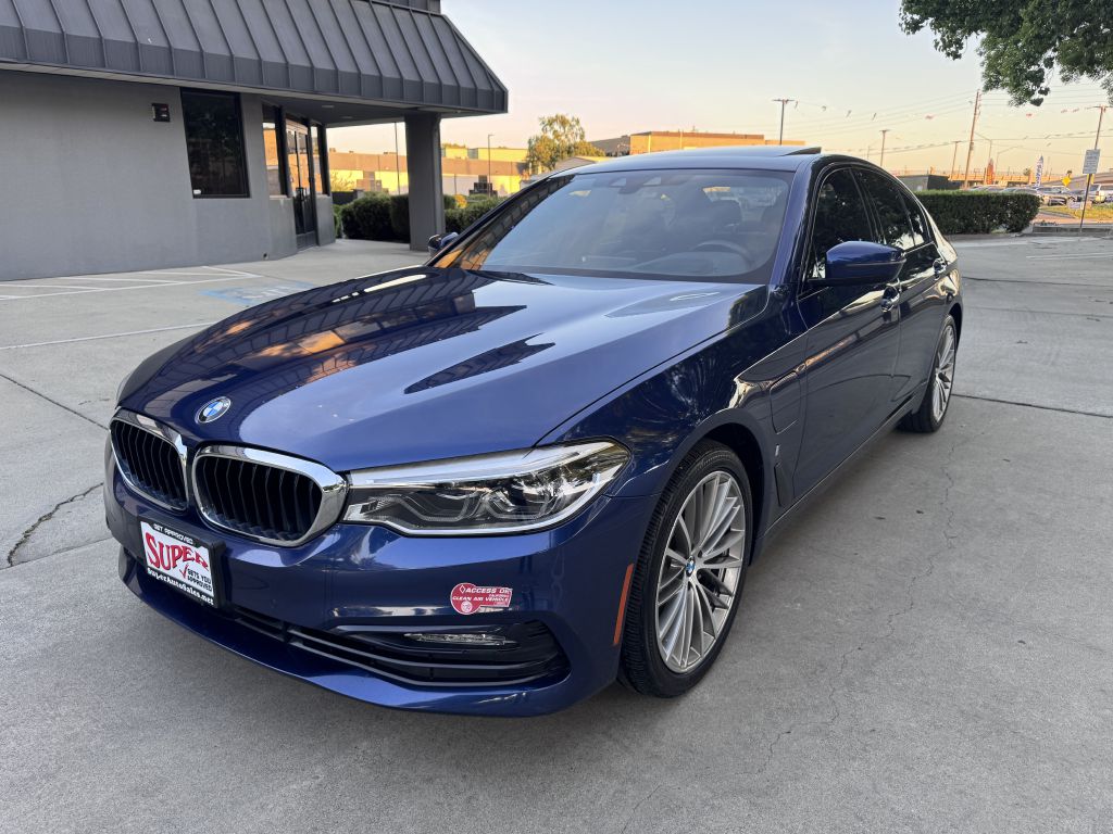 Photo 61 of this BMW 530E