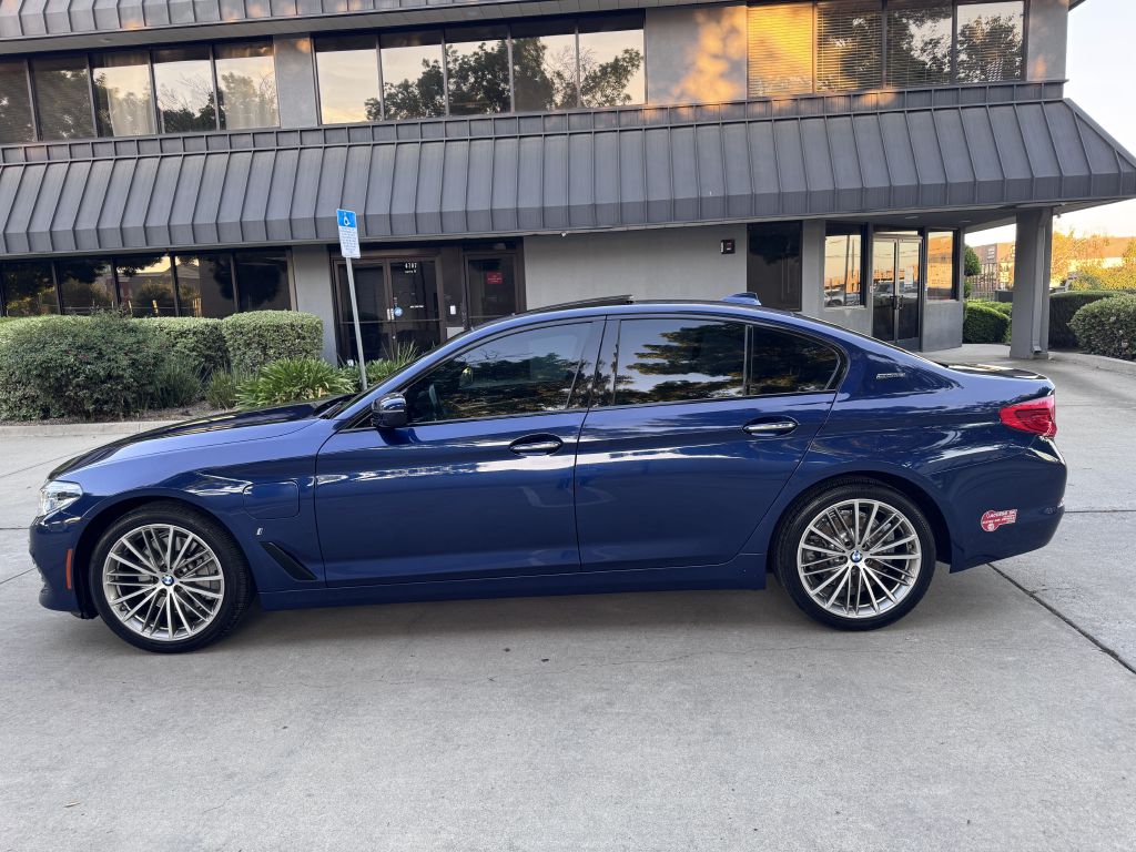 Photo 68 of this BMW 530E