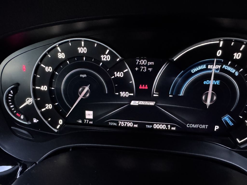 Photo 69 of this BMW 530E